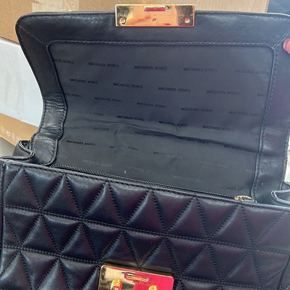 Crossbody bag by Michael Kors - Picture 2 of 2